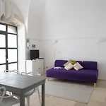 Il Biancospino - Graziosa Dimora Con Vasca In Nyaraló Ostuni
