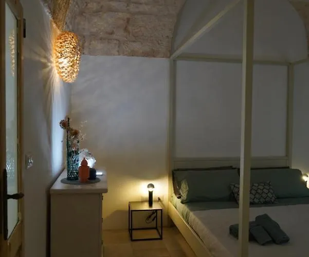 Il Biancospino - Graziosa Dimora Con Vasca In Ostuni