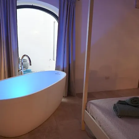 Il Biancospino - Graziosa Dimora Con Vasca In 펜션