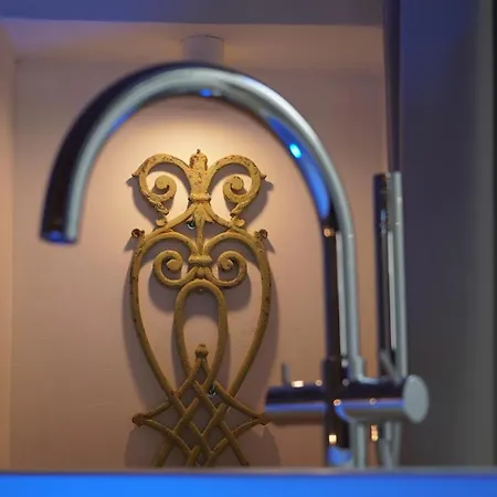 Il Biancospino - Graziosa Dimora Con Vasca In