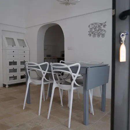 Il Biancospino - Graziosa Dimora Con Vasca In Feriehus Ostuni