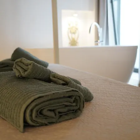 Il Biancospino - Graziosa Dimora Con Vasca In 펜션 오스투니